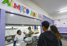 Escolas estaduais oferecem almoço durante as férias
